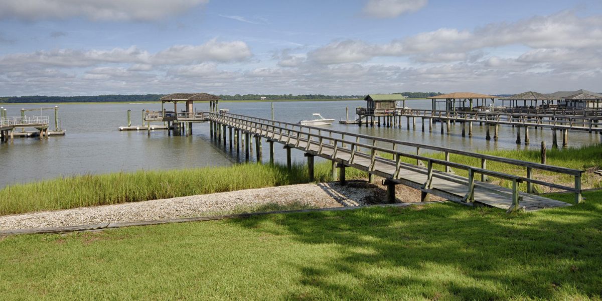 view of the water on Wilmington Island near Savannah